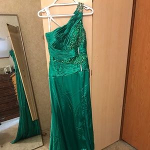 Emerald Green Prom Dress